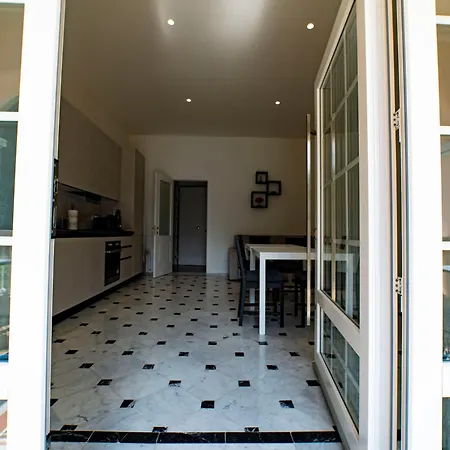 La Finestra Sul Corso, Nocleg ze śniadaniem