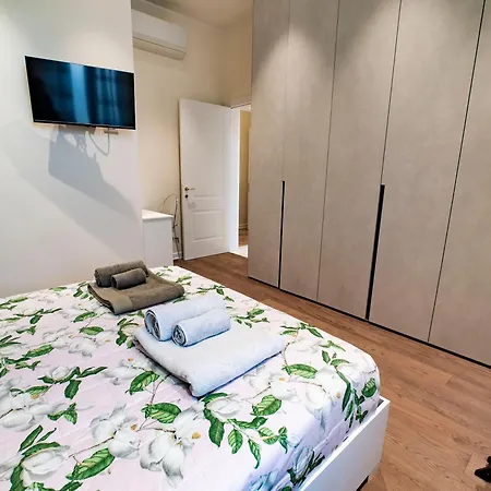 Nocleg ze śniadaniem La Finestra Sul Corso, 4*