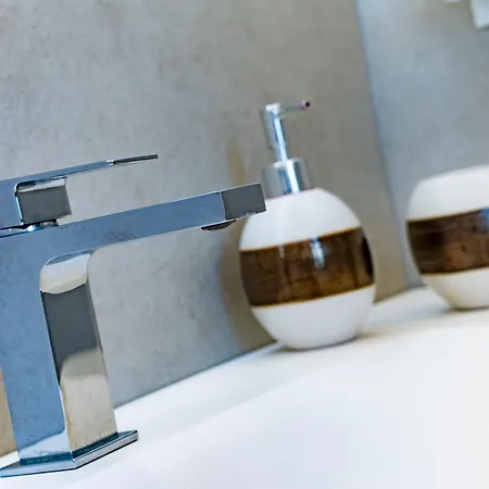 La Finestra Sul Corso, Nocleg ze śniadaniem 4*